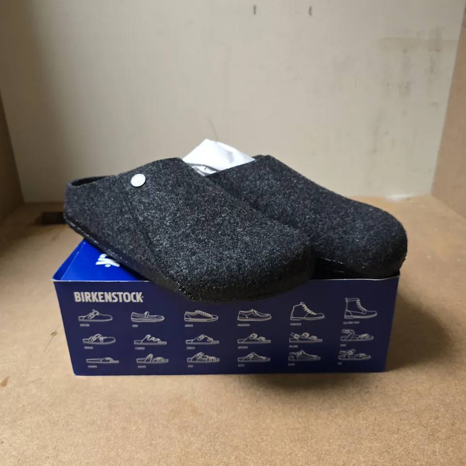 BIRKENSTOCK ZERMATT RIVET ANTHRACITE SLIPPERS – UK 9.5