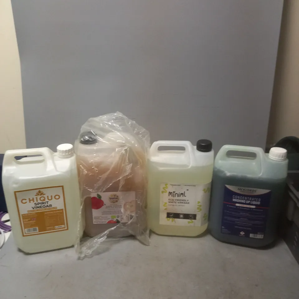 4 HOUSEHOLD ITEMS TO INCLUDE MCKLORDS WASHING UP LIQUID, MINIML WHITE VINEGAR, BIONA CIDER VINEGAR, AND CHIQUO SPIRIT VINEGAR 