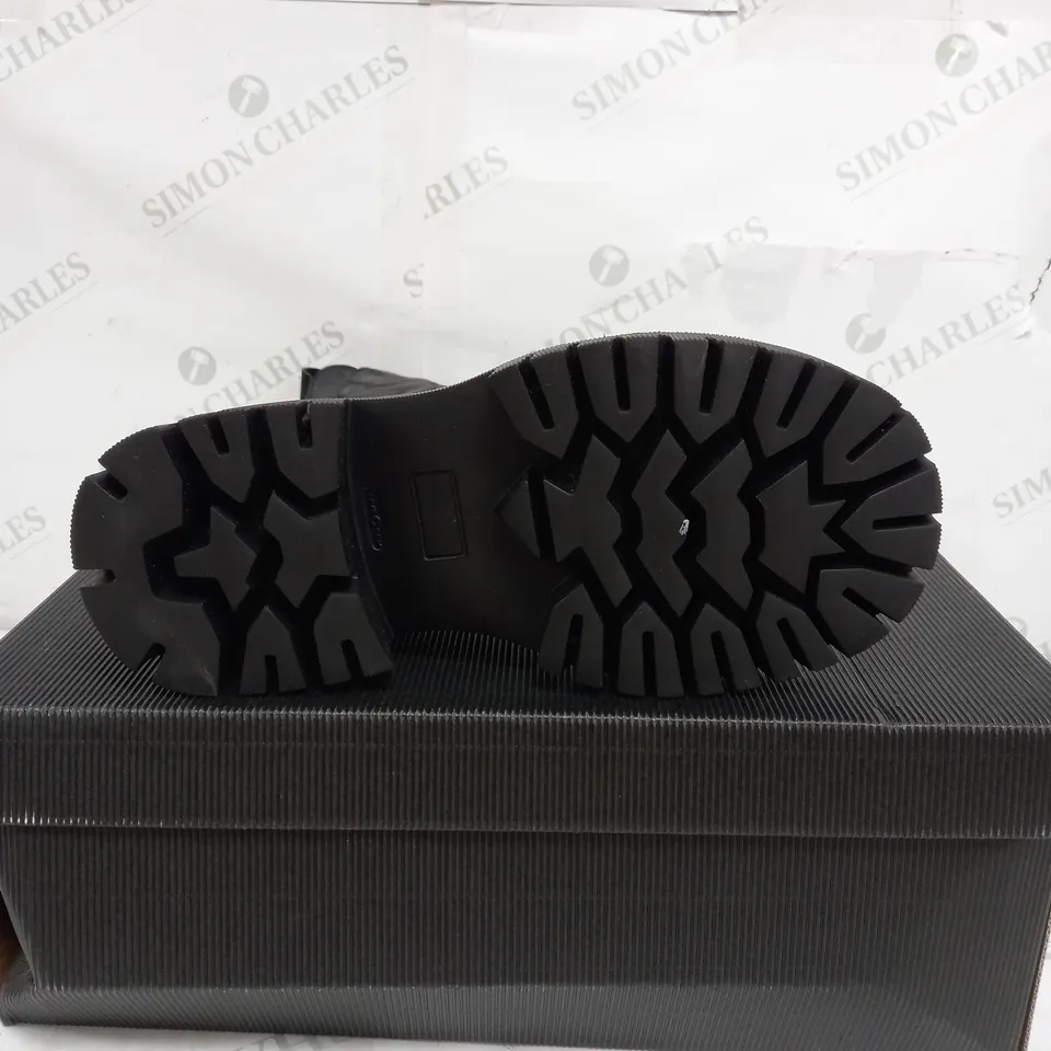BOXED PAIR OF PAPCEI MAURICE CHAIN EMBOSSED MID BOOT IN BLACK - UK 5