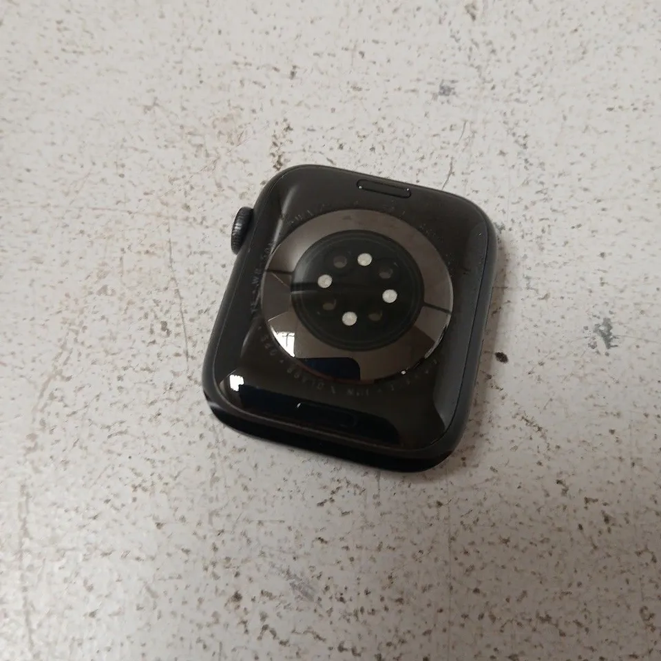 APPLE WATCH SERIES 6 44MM CELLULAR ALUMINIUM SPACE GREY