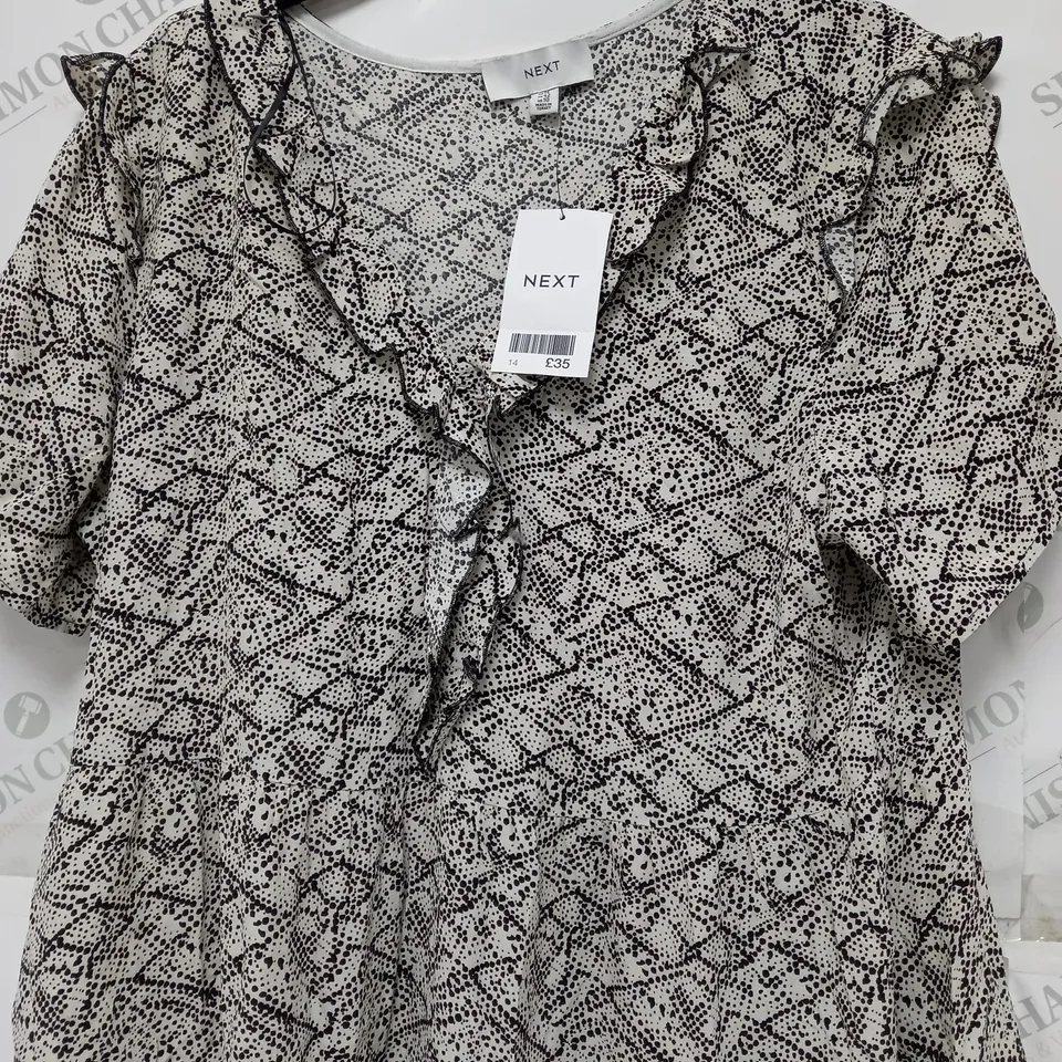 NEXT SHORT SLEEVE V-NECK MIDI DRESS IN WHITE/BLACK PRINT - SIZE 14