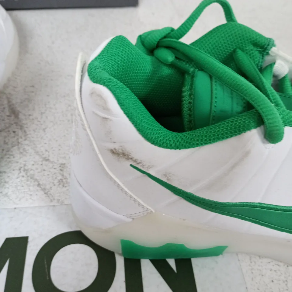 NIKE LEBRON WITNESS IX BASKETBALL SHOES — WHITE/GREEN, UK8.5 (US 9.5)