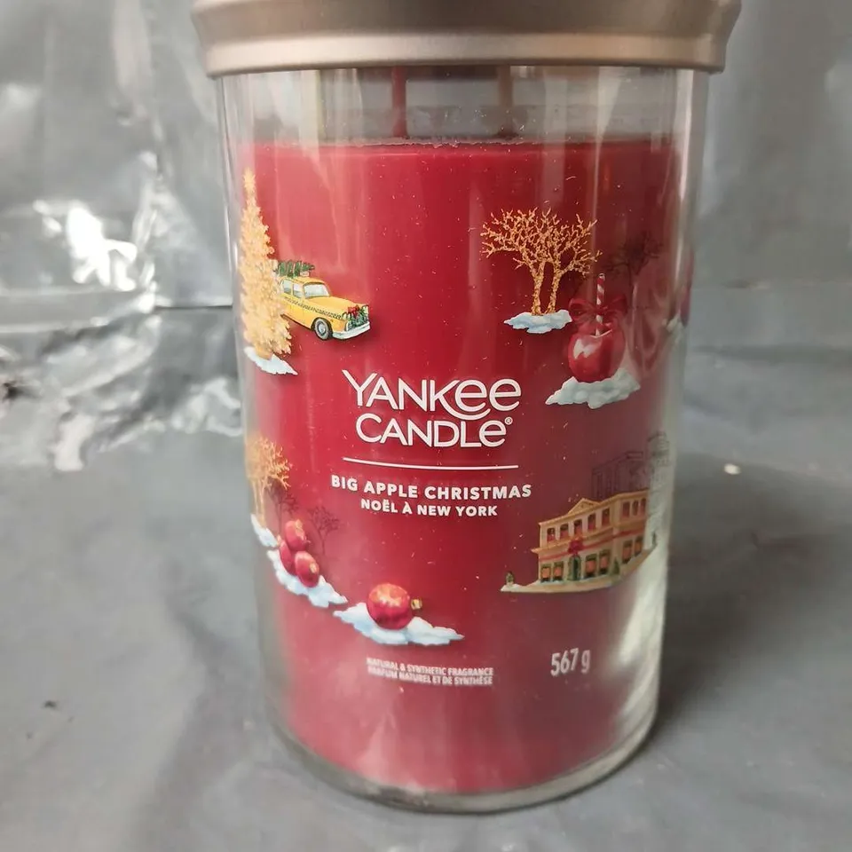 YANKEE CANDLE BIG APPLE CHRISTMAS 567G CANDLE