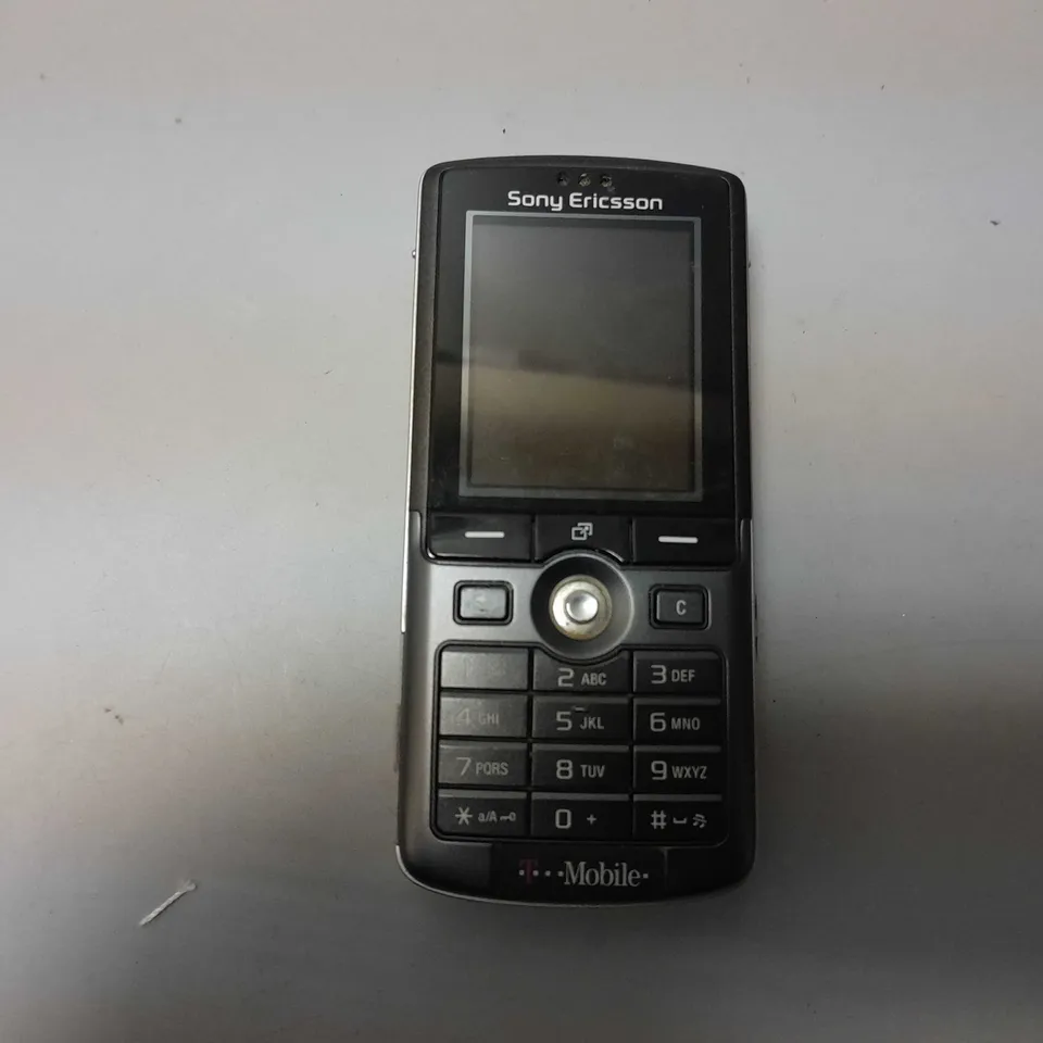 SONY ERICSSON K750i