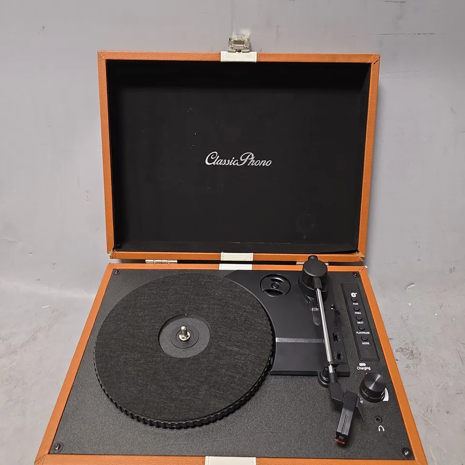 BOXED CLASSIC PHONO BY LENCO TURNTABLE WITH BLUETOOTH RECEPTION TT-120BNWH