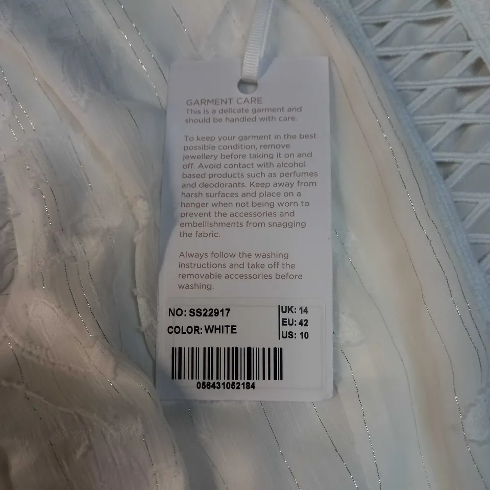 FOREVER UNIQUE WHITE STATEMENT MAXI DRESS - SIZE 14