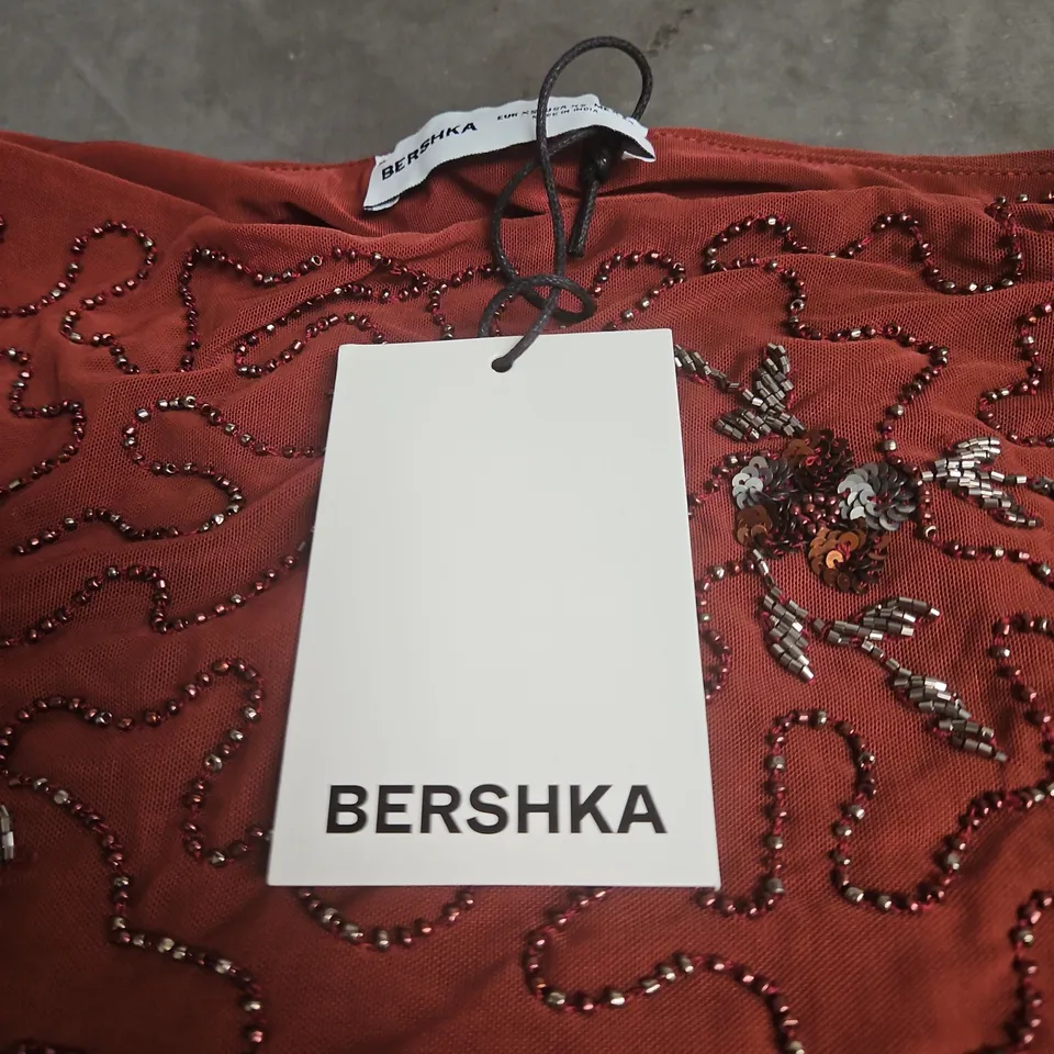 BERSHKA WOMEN'S RED EMBELLISHED MINI SKIRT – XS 