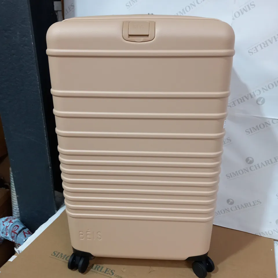 BOXED BEIS BEIGE WHEELED NUMBER LOCK LUGGAGE CASE