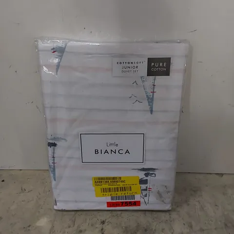 BAGGED SAILING BOATS COTTON DUVET COVER SET // SIZE: JUNIOR 120 X 150cm
