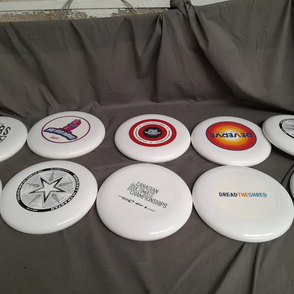 10 GRAPHIC FRISBEES 