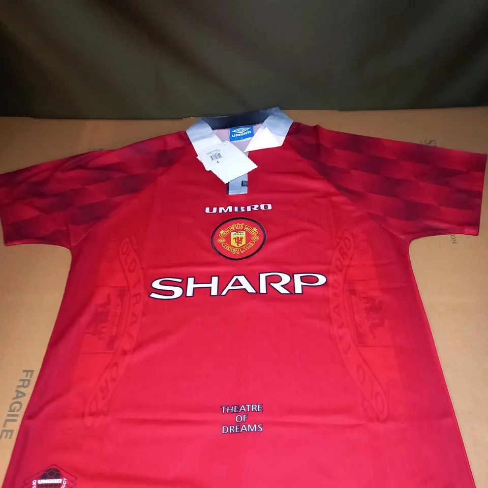 MENS RETRO MANCHESTER UNITED FC HOME JERSEY SIZE L