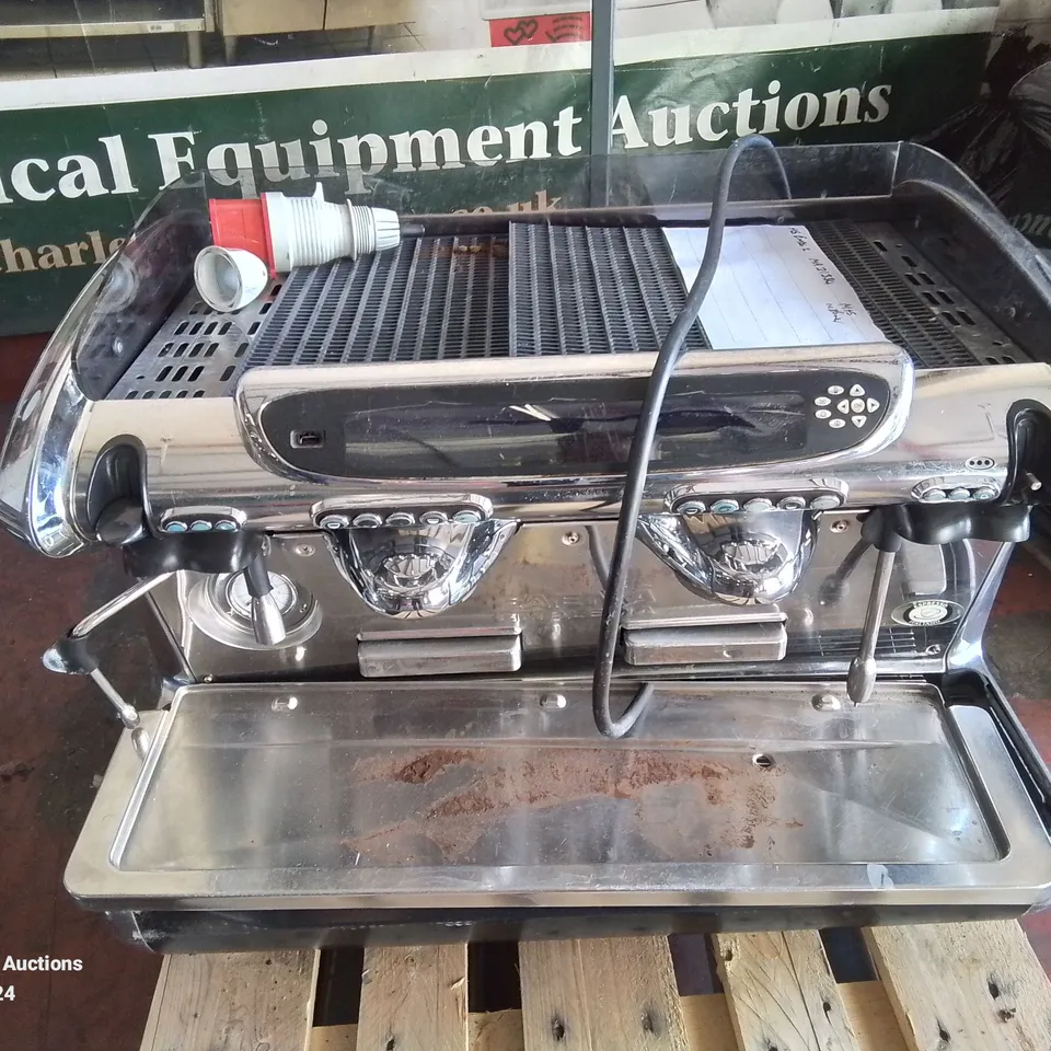 FAEMA EMBLEMA COMMERCIAL COFFEE ESPRESSO MACHINE 