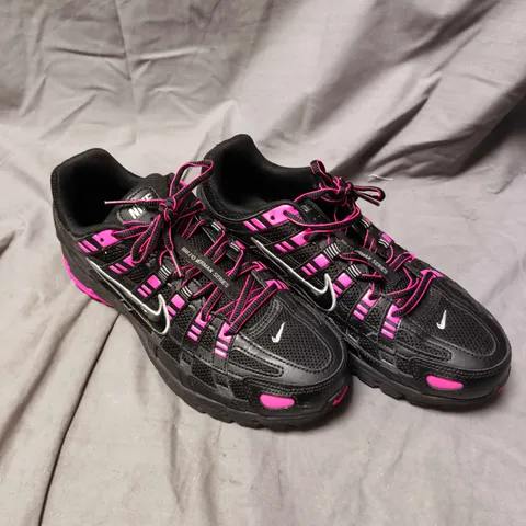 NIKE P-6000 SERIES TRAINERS IN BLACK/PINK - 8