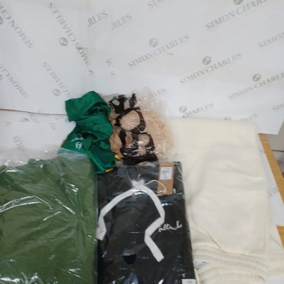 LARGE BOX OF ASSORTED CLOTHING ITEMS IN VARIOUS COLOURS AND SIZES INCLUDING TROUSERS , TOPS AND JUMPERS 