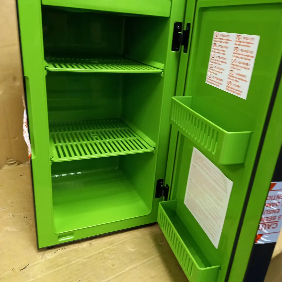 XBOX SERIES X REPLICA MINI FRIDGE THERMOELECTRIC COOLER 1.5:1