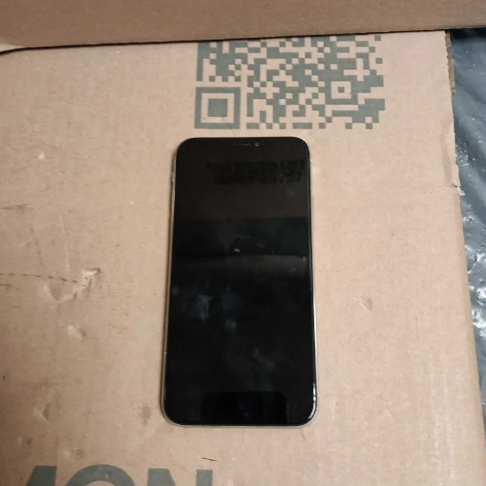 APPLE IPHONE XS 256GB (WHITE) – BOXED