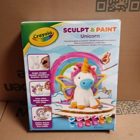 CRAYOLA SCULPT & PAINT UNICORN CRAFT KIT – BOXED