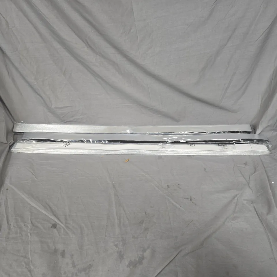4 X TEMP BLINDS COMPONENTS – ALUMINIUM SLATS/RAILS, SILVER COLOUR