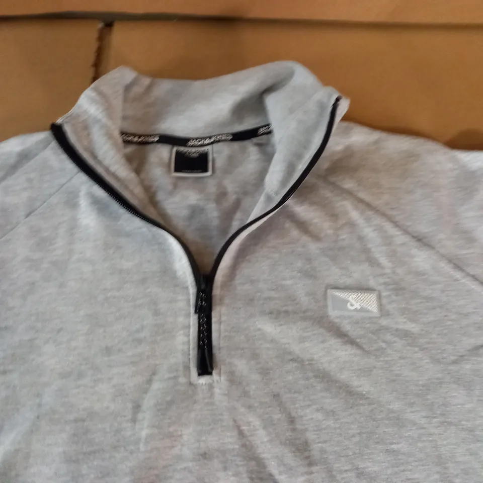 JACK & JONES CORE 1/4 ZIP HOODIE - XXL