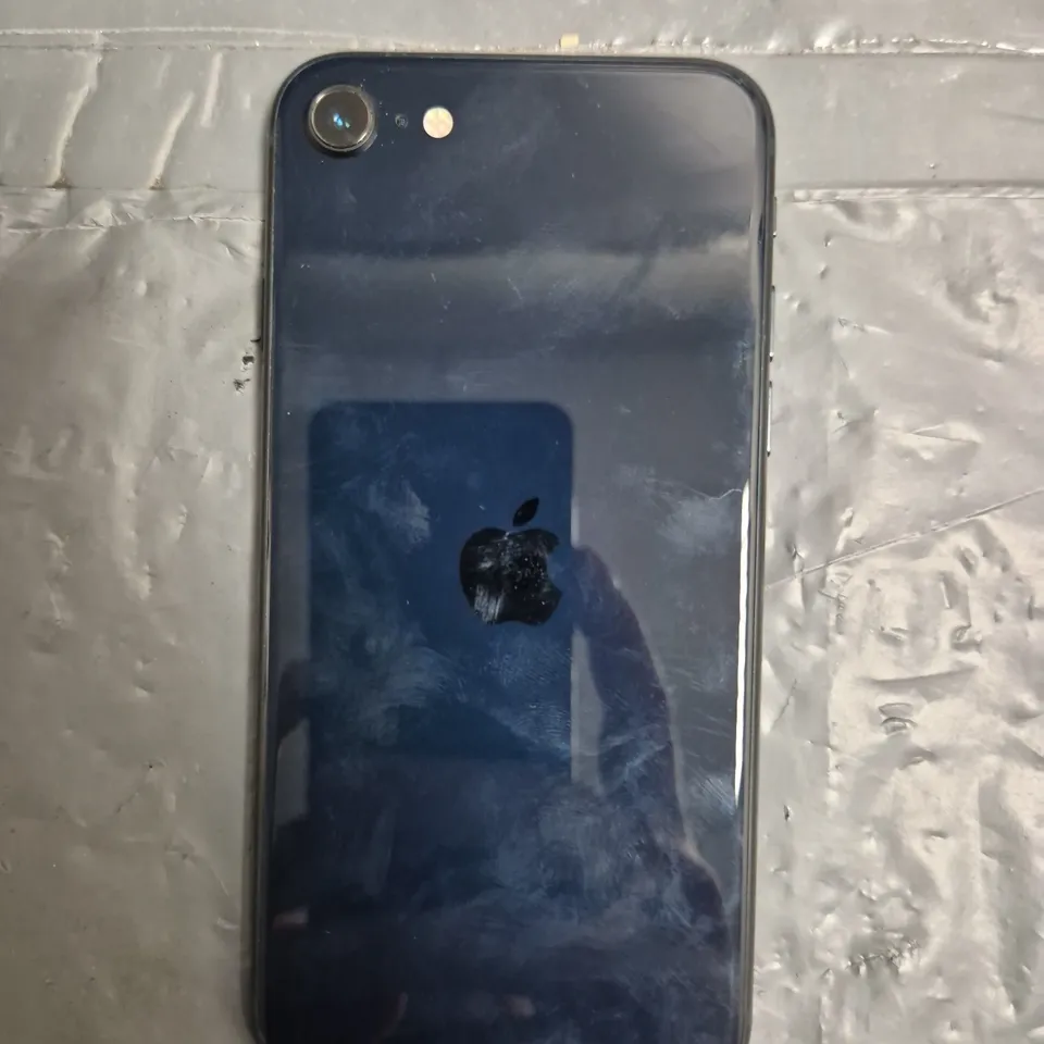 APPLE IPHONE SMARTPHONE - MODEL UNSPECIFIED