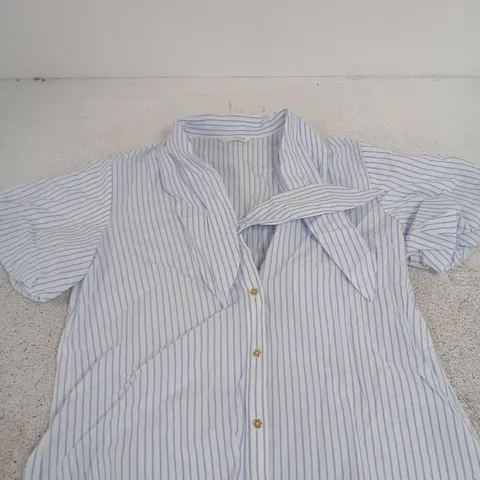 ZARA BLUE & WHITE STRIPED BUTTON-DOWN SHIRT – UK SIZE S (EUR/USA S)