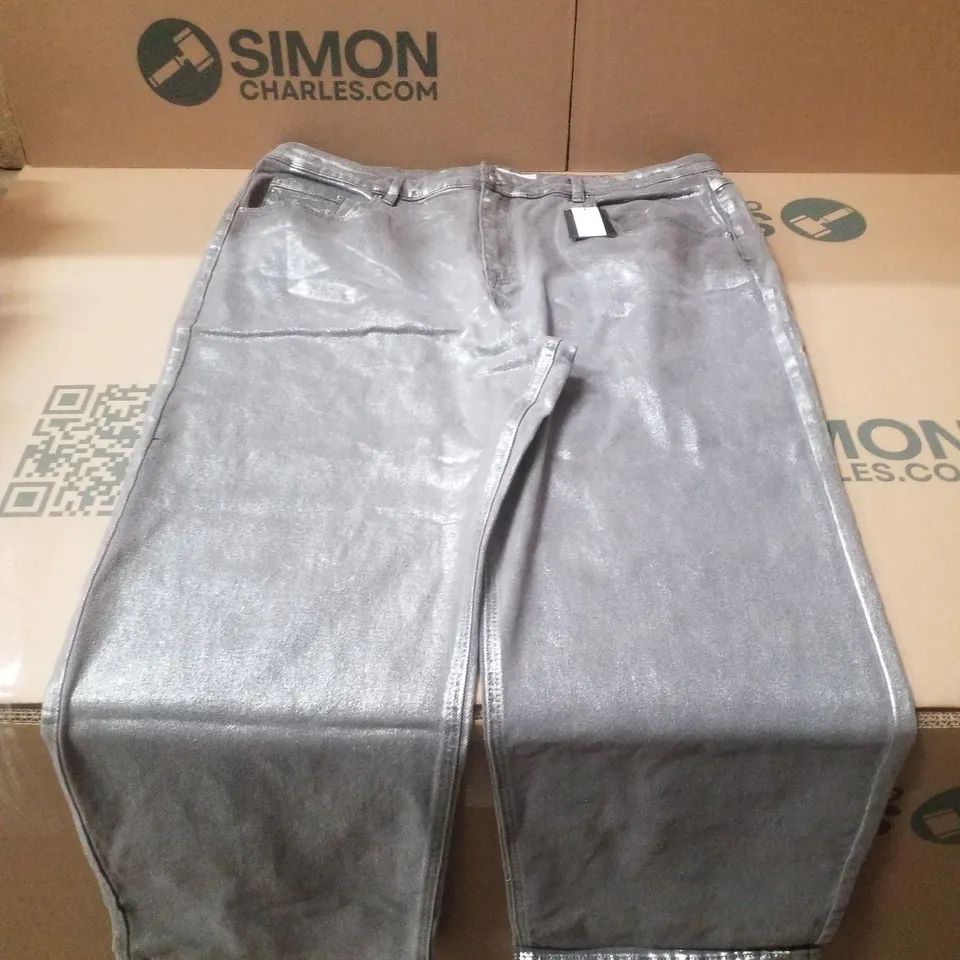BOX CONTAINING APPROXIMATELY 5 BRAND NEW SIMPLY BE SILVER METALLIC COATED STRAIGHT LEG JEANS - SIZE 20