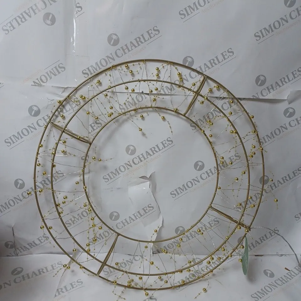 BOXED SARA DAVIES GOLD PRE-LIT BEADED WREATH