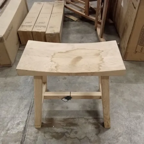 BOXED CLOCKHOUSE STOOL NATURAL - RAW OAK