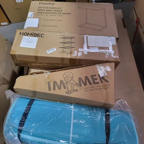 PALLET OF A LARGE NUMBER OF ASSORTED BOXED ITEMS TO INCLUDE IMMEK INFANT SCOOTER, VSADEY SOFA SIDE TABLE, DONYER POWER ELECTRIC PATIO HEATER, HOMIDEC CLOTHES AIRER, ETC