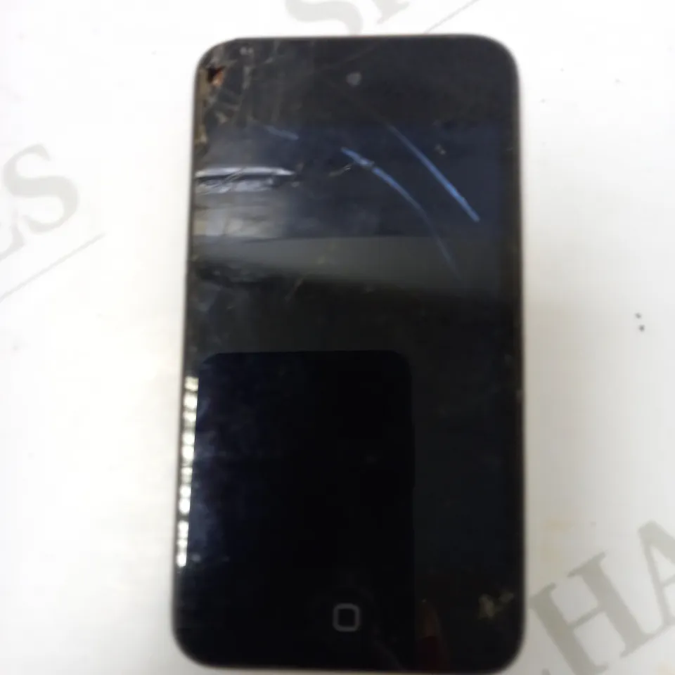 IPOD TOUCH 4TH GEN