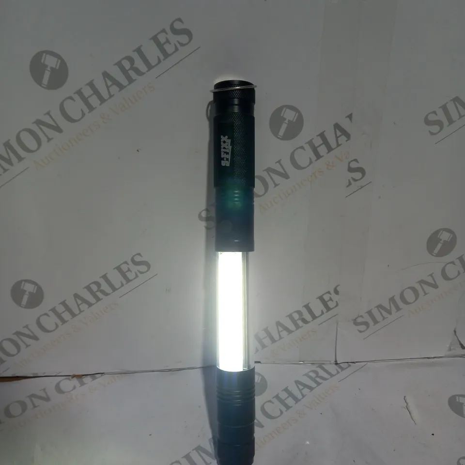 BOXED SFIXX LED TORCH IN BLACK 