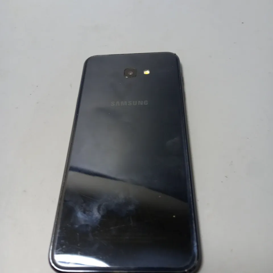 SAMSUNG GALAXY J4 + 