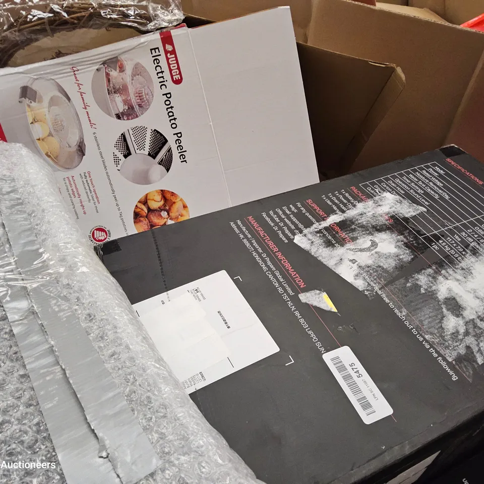 PALLET OF ASSORTED ITEMS, INCLUDING, INSTANT POT 7 IN 1 PRESSURE COOKER, ELECTRONIC DART BOARD, PICTURE FRAME, ELECTRIC POTATOEPEELER, GLITTER TOILET SEAT