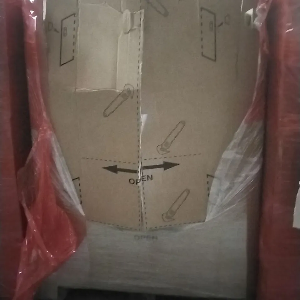 PALLET OF ASSORTED HOUSEHOLD GOODS AND PRODUCTS TO INCLUDE; PULL UP BAR, BEDROOM ACCESSORIES, BOXED FURNITURE ETC