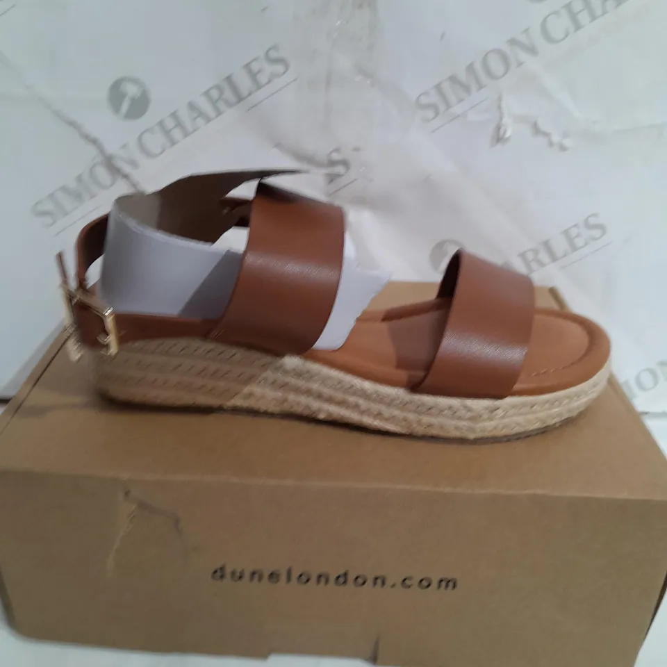 BOXED PAIR OF DUNE WEDGE SANDALS IN SIZE 4