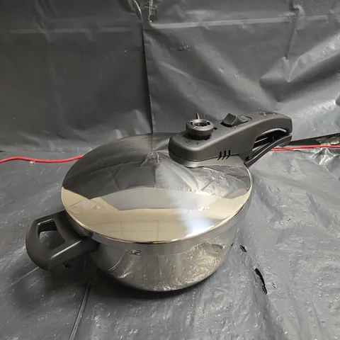TOWER 3 LITRE STAINLESS STEEL PRESSURE COOKER – BOXED