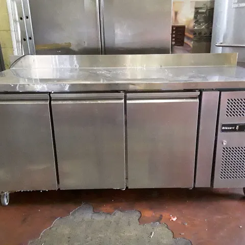 BLIZZARD 3 DOOR REFRIGERATED COUNTER PREP