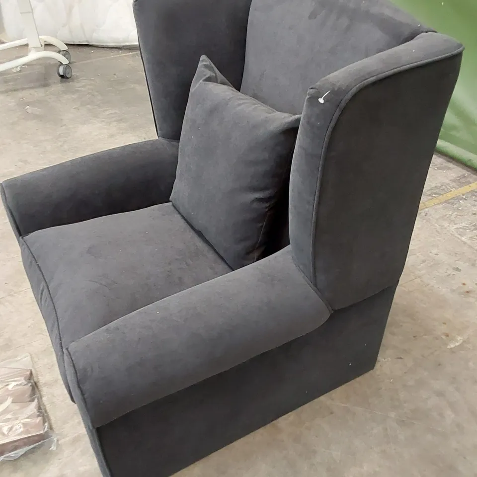 QUALITY DESIGNER FABRIC UPHOLSTERED ARMCHAIR