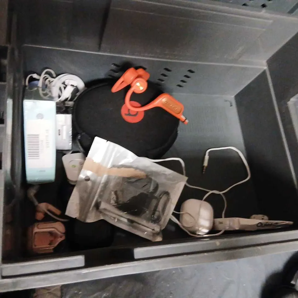 ASSORTED HEADPHONES AND HEADSETS