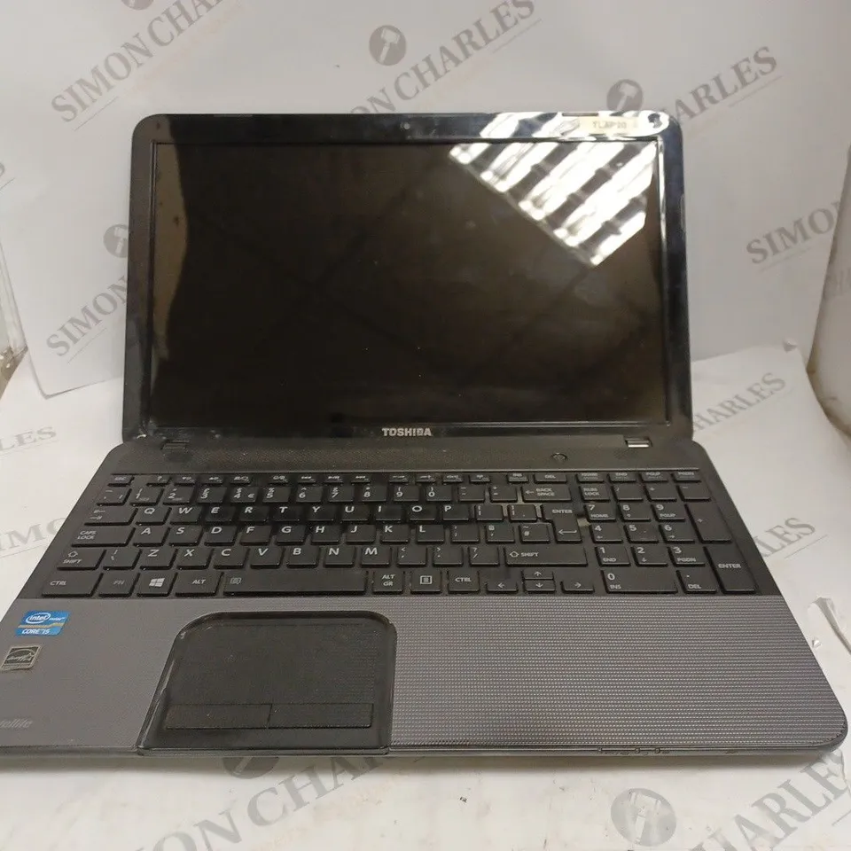TOSHIBA SATELLITE C855 SERIES LAPTOP 