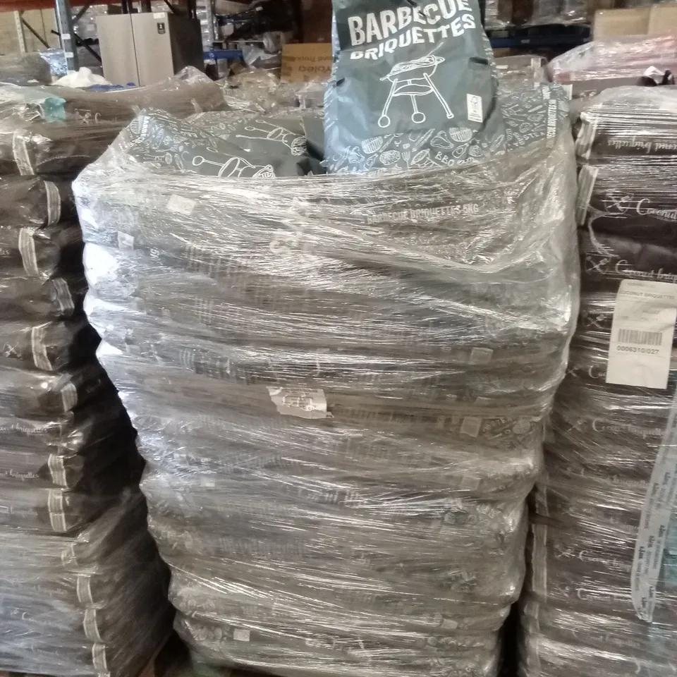 PALLET TO CONTAIN A LARGE QUANTITY OF BARBECUE BRIQUETTES 