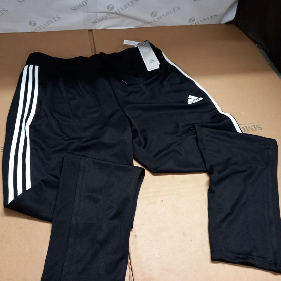 ADIDAS TRACKPANTS - XL