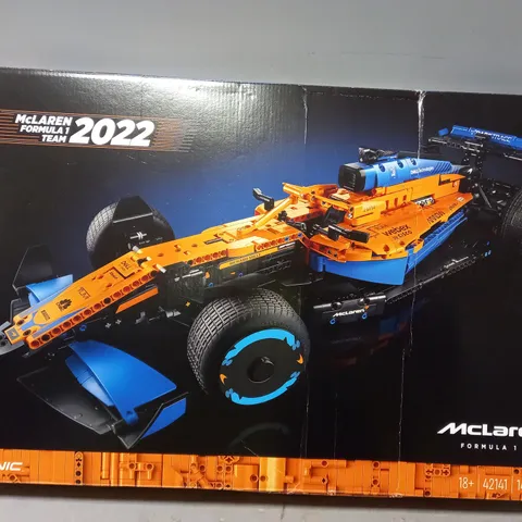 BOXED LEGO TECHNIC MCLAREN FORMULA 1 RACE CAR 2022 (42141)