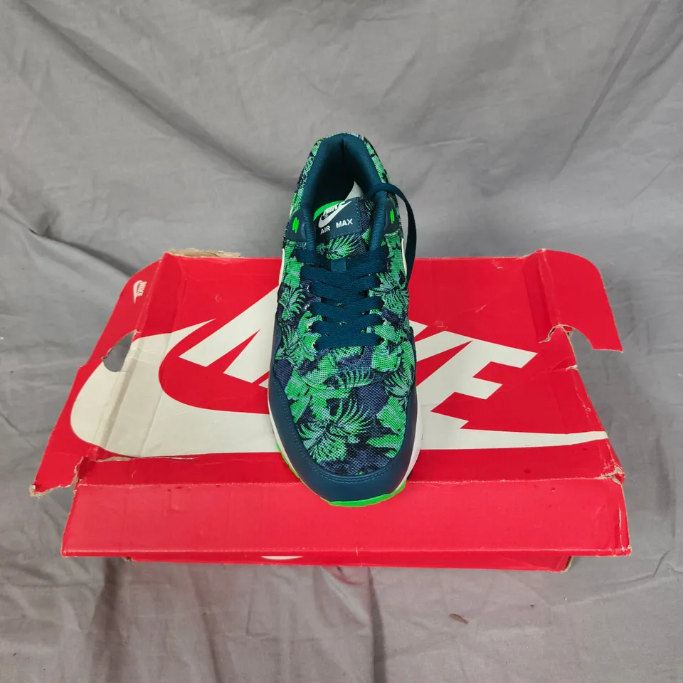 NIKE AIR MAX TROPICAL PRINT SNEAKERS UK SIZE 8