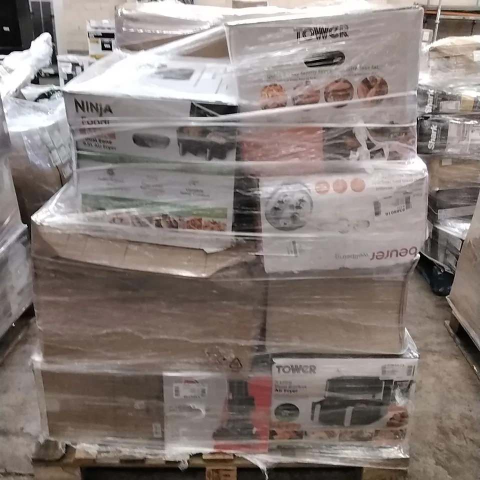 PALLET OF APPROXIMATELY 16 UNPROCESSED RAW RETURN HOUSEHOLD AND ELECTRICAL GOODS TO INCLUDE;