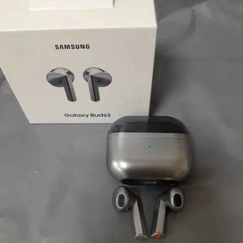 SAMSUNG GALAXY BUDS3 SILVER