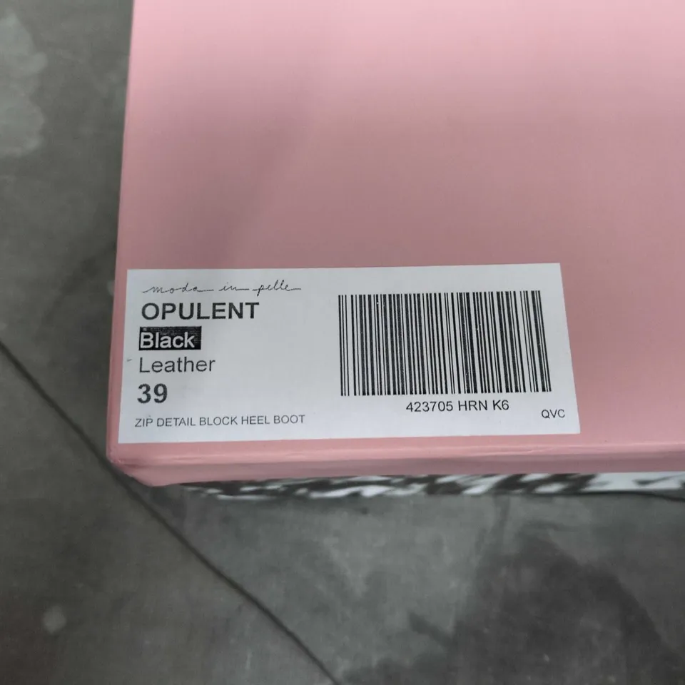 MODA IN PELLE OPULENT BLACK LEATHER ZIP DETAIL BLOCK HEEL BOOTS UK6