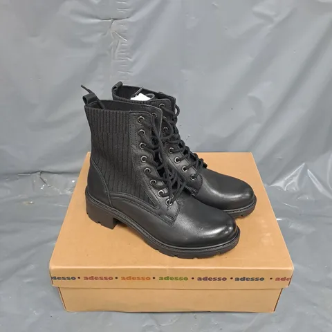 BOXED PAIR OF ADESSO WALLIS LACE UP BOOTS IN BLACK - SIZE 4
