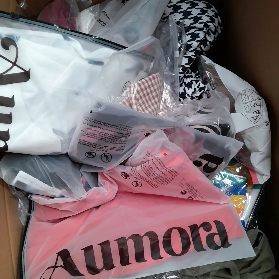 BOX OF APPROXIMATELY 20 ASSORTED CLOTHING ITEMS TO INCLUDE - BRA , BAG , TROUSERS ETC