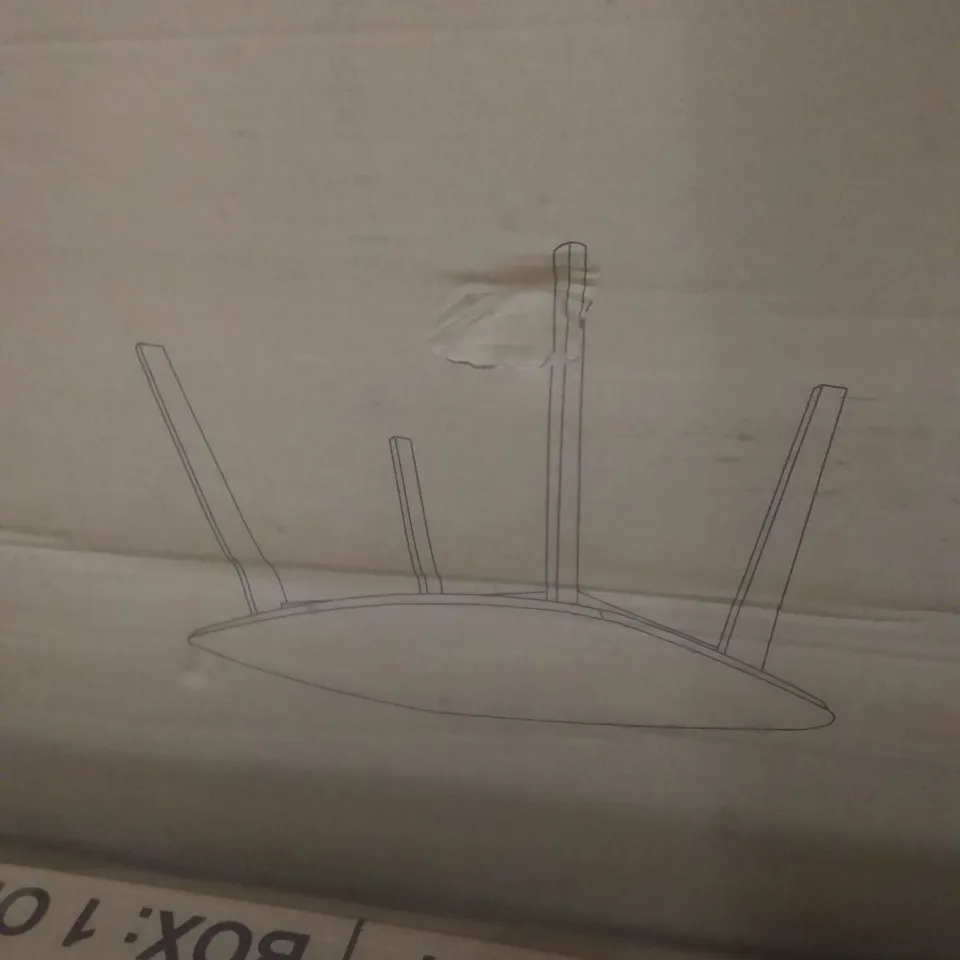 BOXED ARAMIS DINING TABLE WHITE